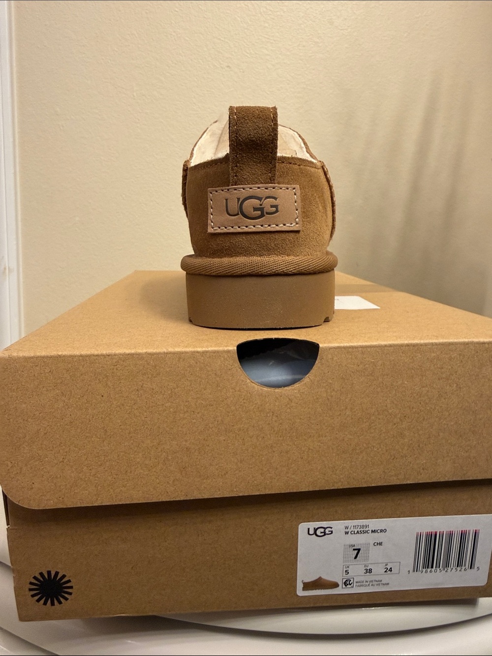 UGG Kids Chestnut Suede Slip-On Boot
